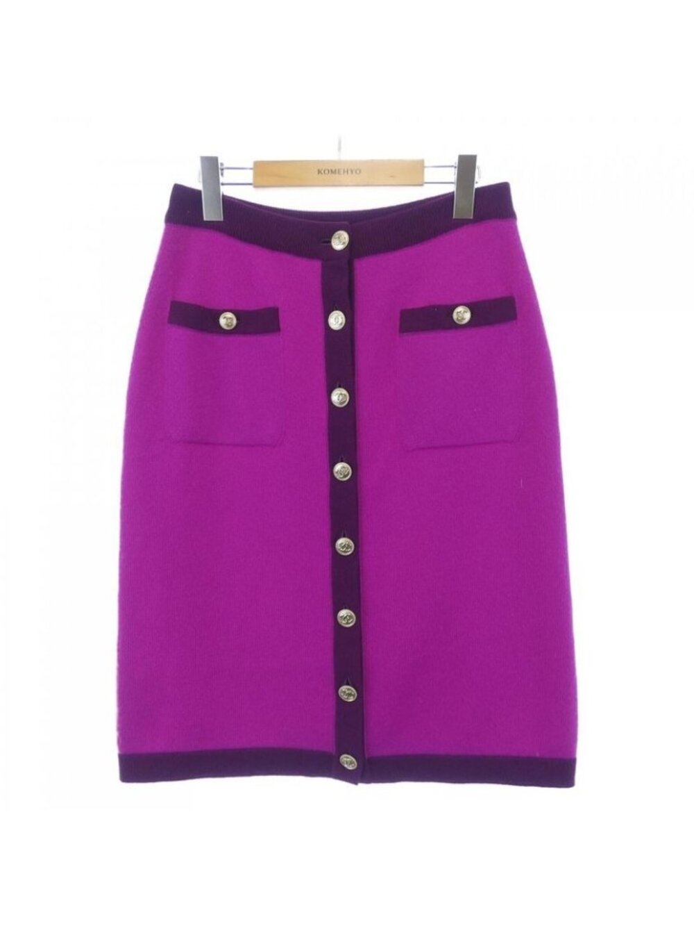 Chanel Skirt - Picture 2 of 8